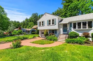15 Pleasant St, Burlington, MA 01803 - Photo 2
