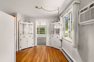 15 Pleasant St, Burlington, MA 01803 - Photo 8
