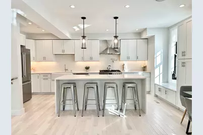 11 Lowell Street #A, Arlington, MA 02476 - Photo 4
