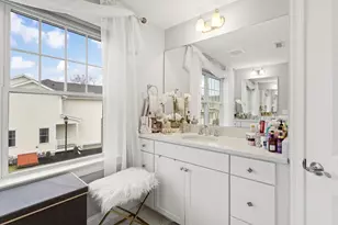 100 Baldwin Ave, Woburn, MA 01801 - Photo 28