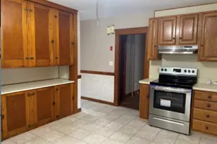 244 Union St, Millis, MA 02054 - Photo 2