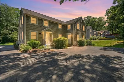 68 Laurel St #B, Greenfield, MA 01301 - Photo 2