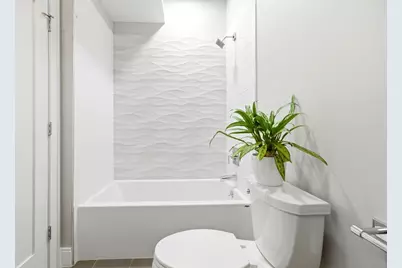 259 Gold St #1, Boston, MA 02127 - Photo 22