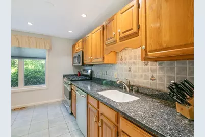 34 Country Hollow Ln #34, Haverhill, MA 01832 - Photo 8