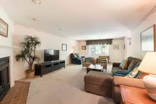 225 Lincoln St, Duxbury, MA 02332 - Photo 2