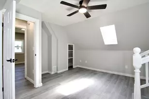 69 Manhattan St, Springfield, MA 01109 - Photo 30