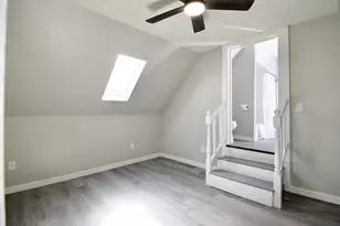 69 Manhattan St, Springfield, MA 01109 - Photo 26