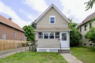 69 Manhattan St, Springfield, MA 01109 - Photo 1