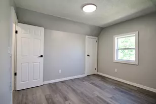 69 Manhattan St, Springfield, MA 01109 - Photo 36