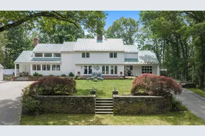 30 Summit Ave, Amesbury, MA 01913 - Photo 2