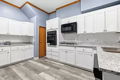 28 Newton St #TH, Boston, MA 02135 - Photo 6
