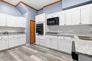 28 Newton St, Boston, MA 02135 - Photo 6