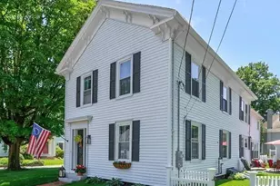 11 High St, West Brookfield, MA 01585 - Photo 1