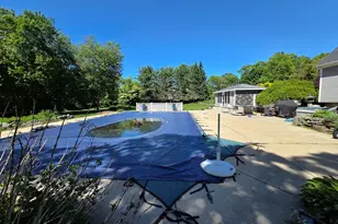 29 Barker St, Pembroke, MA 02359 - Photo 32