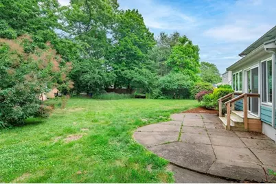 15 Eastman Ave, Foxboro, MA 02035 - Photo 32