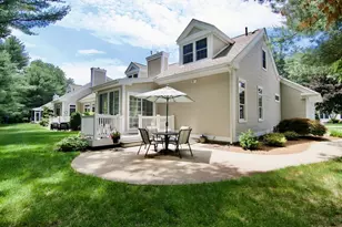17 Spruce Dr, Wilbraham, MA 01095 - Photo 2