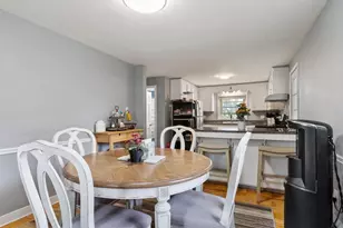 4 Cranston St, Worcester, MA 01606 - Photo 10