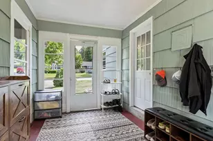 4 Cranston St, Worcester, MA 01606 - Photo 8