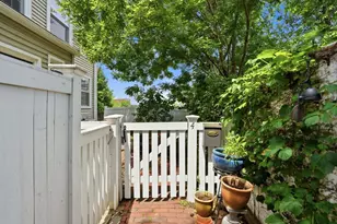 4 Short St Pl, Boston, MA 02129 - Photo 16