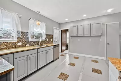 850-852 Sumner Ave, Springfield, MA 01108 - Photo 6