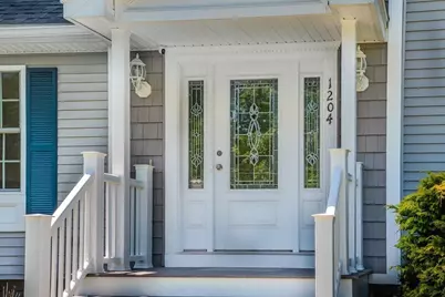 1204 Main Street, Reading, MA 01867 - Photo 2