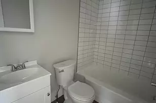28 Church Ave, Franklin, MA 02038 - Photo 4