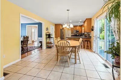 9 Gannett Way, Hopedale, MA 01747 - Photo 8