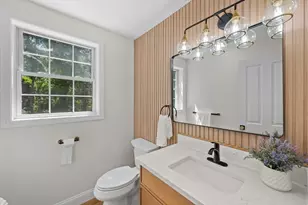 128 Memorial Dr, Shrewsbury, MA 01545 - Photo 6