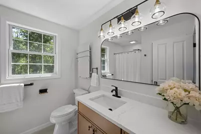 128 Memorial Dr, Shrewsbury, MA 01545 - Photo 30