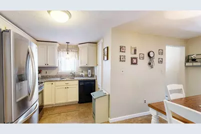 25 Forest Street, Milford, MA 01757 - Photo 20
