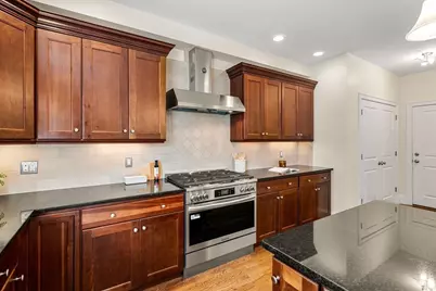290 Nevada St #290, Newton, MA 02460 - Photo 6