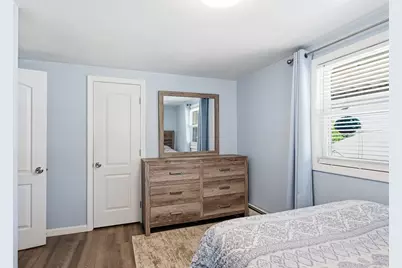 140 Ruskin St, Chicopee, MA 01020 - Photo 16
