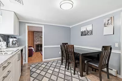 140 Ruskin St, Chicopee, MA 01020 - Photo 6