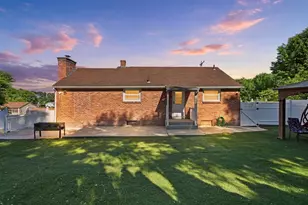 140 Ruskin St, Chicopee, MA 01020 - Photo 38