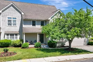 13 Green St, Newton, MA 02458 - Photo 1