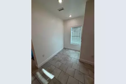 190 Main St #3, Malden, MA 02148 - Photo 6