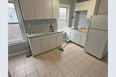 159 S Union Street, Lawrence, MA 01843 - Photo 10