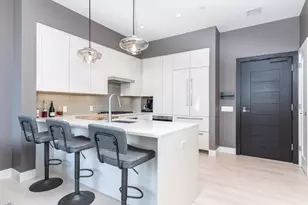 32 Traveler St, Boston, MA 02118 - Photo 8