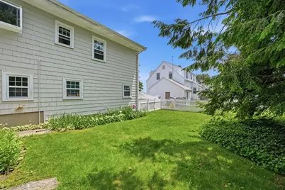 18 Livesey Rd, Quincy, MA 02171 - Photo 20
