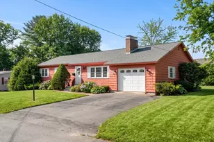 77 W Albert St, Lowell, MA 01851 - Photo 2