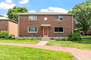 52 Bishop Dr, Framingham, MA 01701 - Photo 1