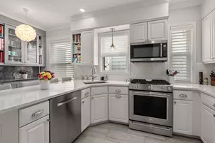 90 P St, Boston, MA 02127 - Photo 2