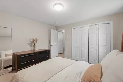 10 Slocum Farm Dr, Dartmouth, MA 02747 - Photo 10