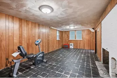 97 Green St, Needham, MA 02492 - Photo 32