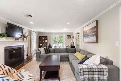 18 Hearthstone Cir, Wayland, MA 01778 - Photo 6