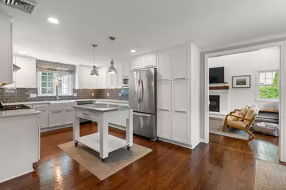 18 Hearthstone Cir, Wayland, MA 01778 - Photo 12