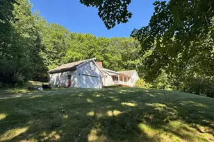 40 Mathews Rd, Deerfield, MA 01341 - Photo 4