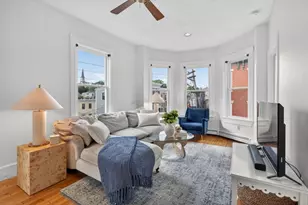 118 High St, Boston, MA 02129 - Photo 1