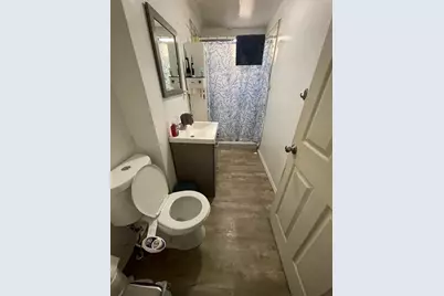 52 Acushnet St, Springfield, MA 01105 - Photo 12