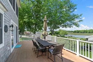102 Riverside Cir, Marshfield, MA 02050 - Photo 4
